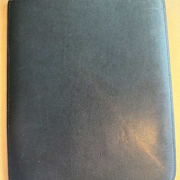 Gianni Versace Couture Leather iPad Case - Picture 3 of 4